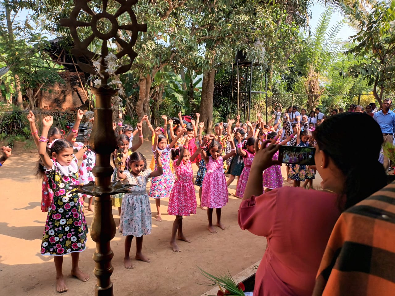 ලොක ළමා දිනය පවත්වන ලදි 